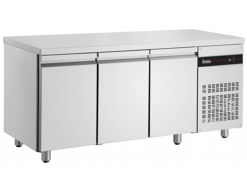 Inomak SL999-HC 3 DOOR SLIMLINE 600MM DEPTH COUNTER 353L Inomak SL999-HC 3 DOOR SLIMLINE 600MM DEPTH COUNTER 353L