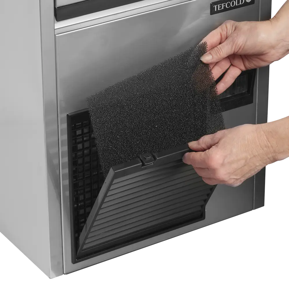 TEFCOLD TC37 Ice Maker - Image 3