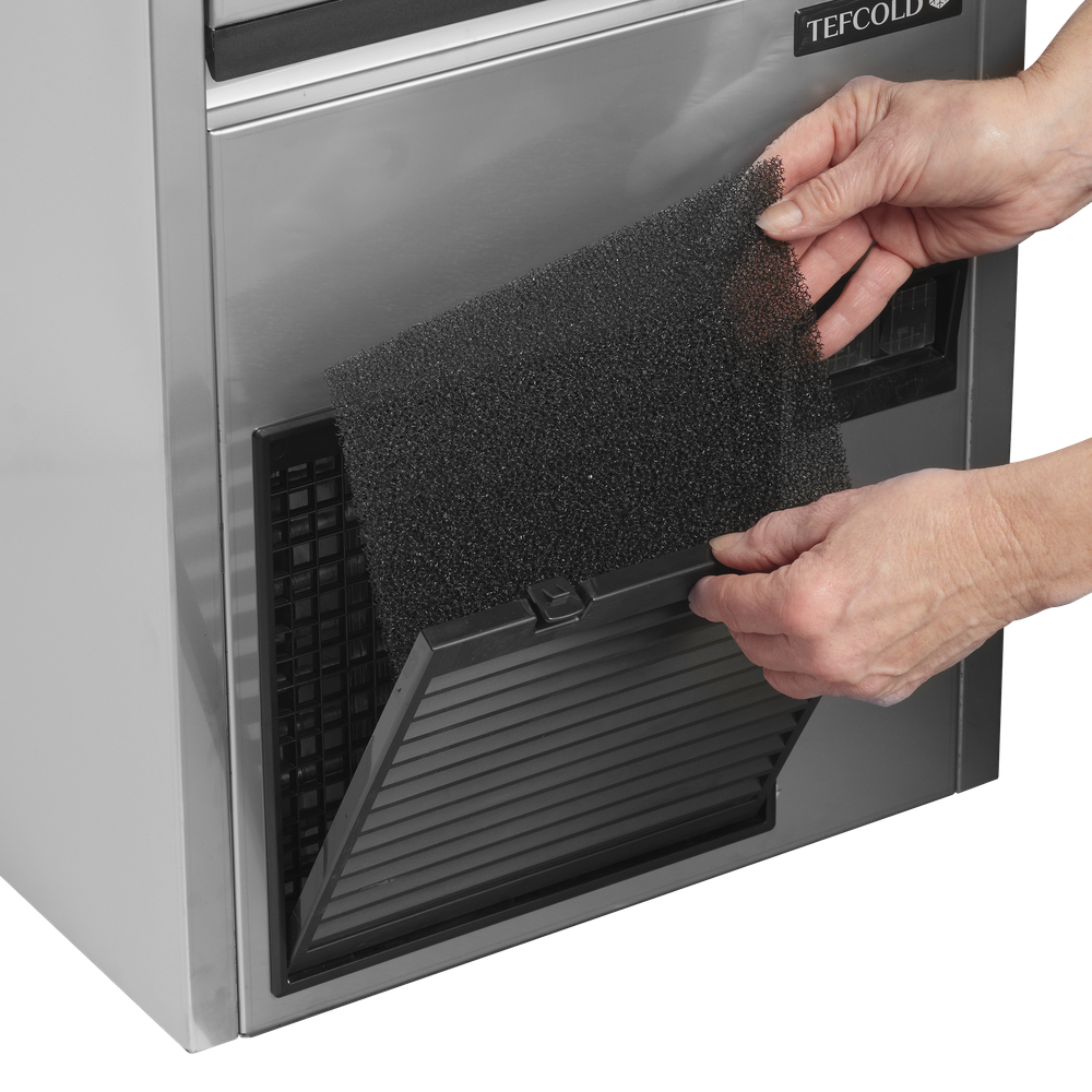 TEFCOLD TC26 Ice Maker - Image 3